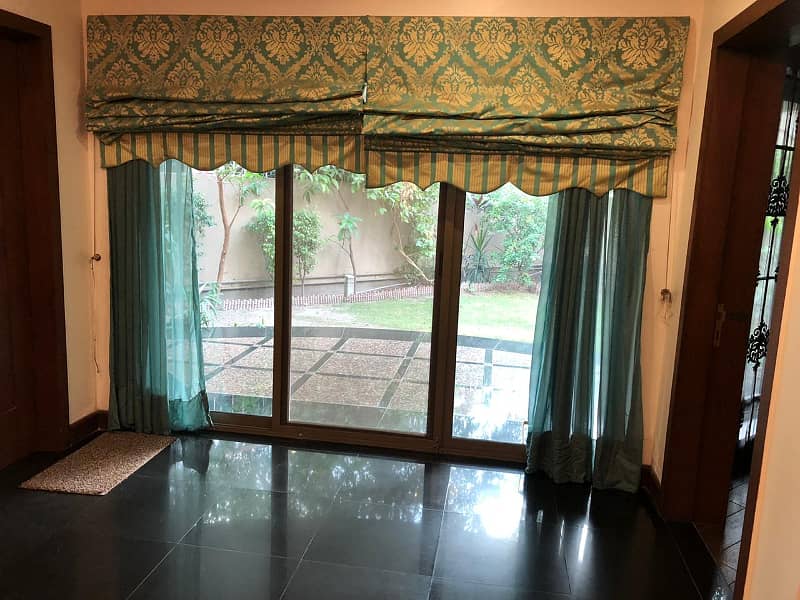 2 Kanal Bungalow Near Commercial For Rent In DHA Phase 5-K 8