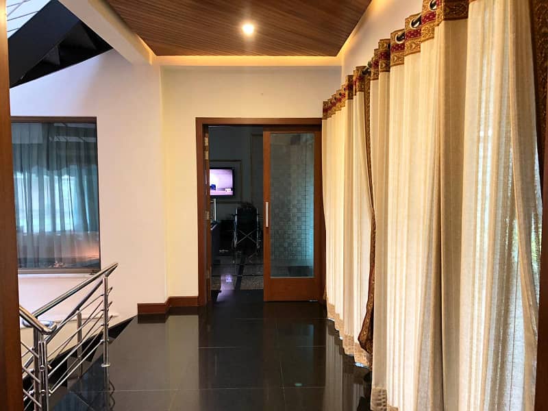 2 Kanal Bungalow Near Commercial For Rent In DHA Phase 5-K 13