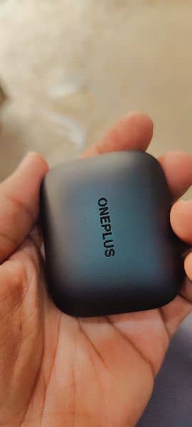 OnePlus air buds pro 4