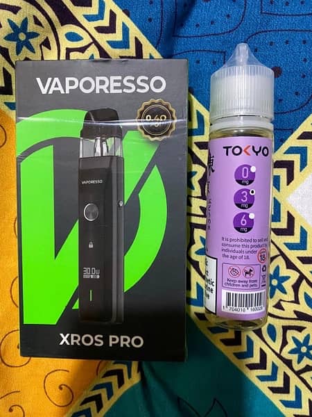 Vaporesso  Xros pro   only few day used   with flavour bottle 4