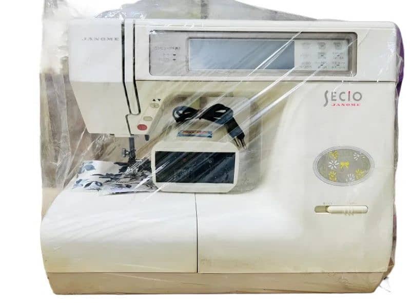 Jenome 8200 Embroidery Machine 1
