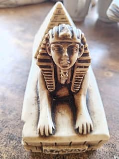 Egyptian ke pyramid antique Hai 200 Sal purane