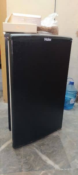 One year used haier room fridge / refrigerator for sale Model: HR-132B 3