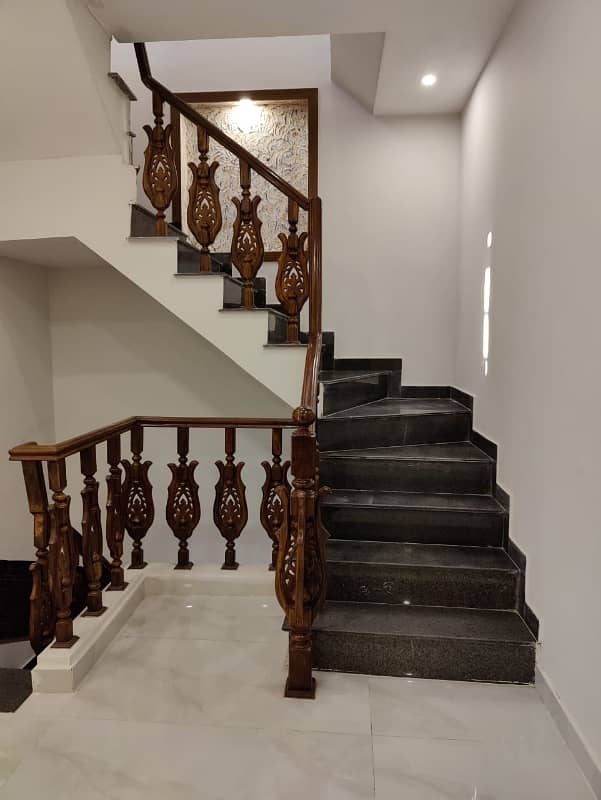 5 Marla House For Sale In Park View City Lahore 1