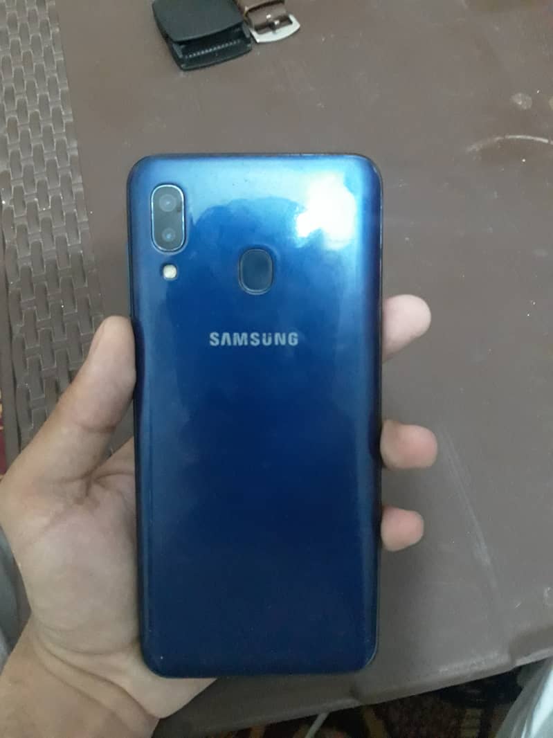 Samsung A20 2