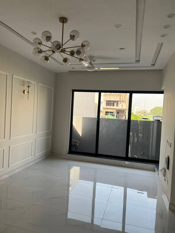 Luxury Location House For Sale In DHA Phase 4 DD 6