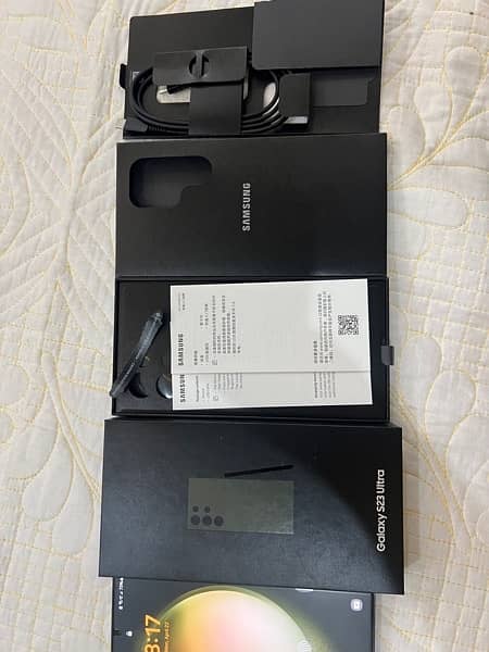 Samsung Galaxy S23 Ultra 2