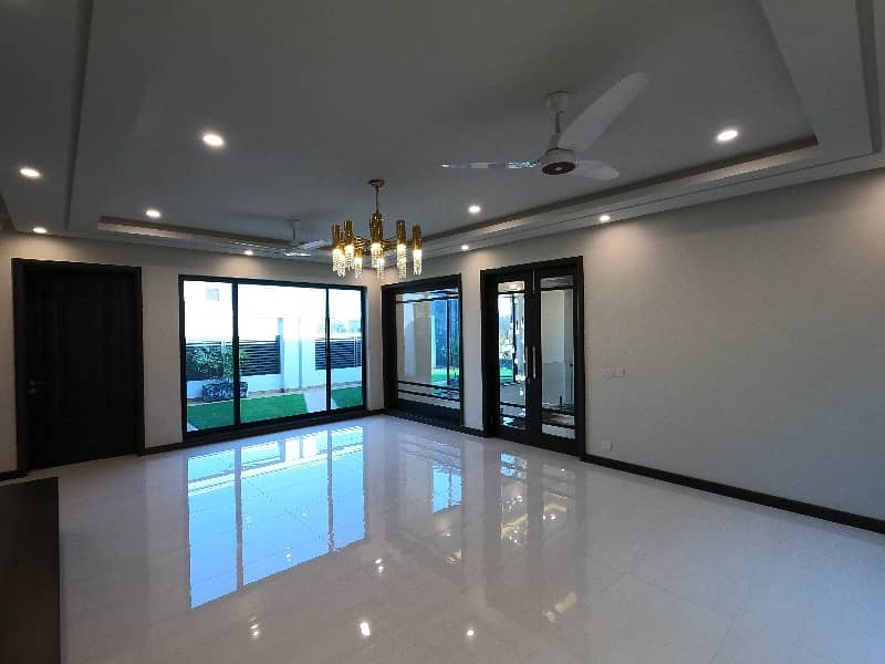 1 Kanal Facing Park House For Sale In J Block Of Valencia Lahore 33