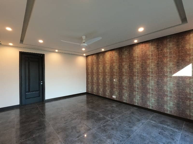 1 Kanal Facing Park House For Sale In J Block Of Valencia Lahore 35