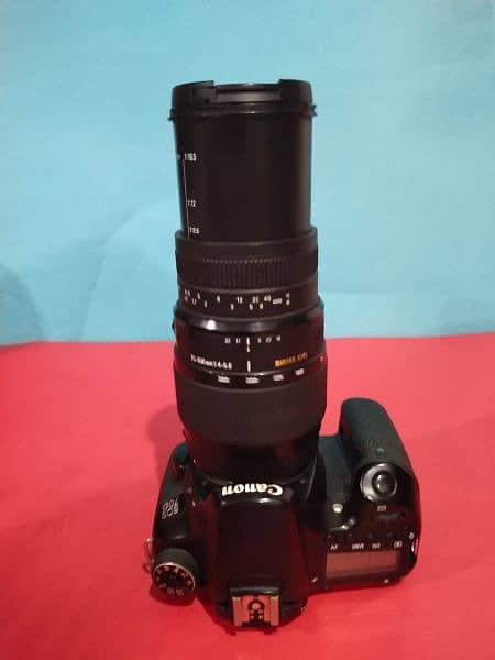 Canon 70D Auto DSLR 2