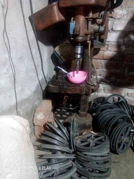 hydraulic press with Varma machine settup 5