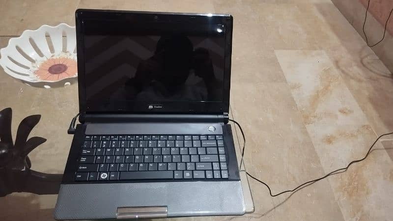 Laptop for sale. 4