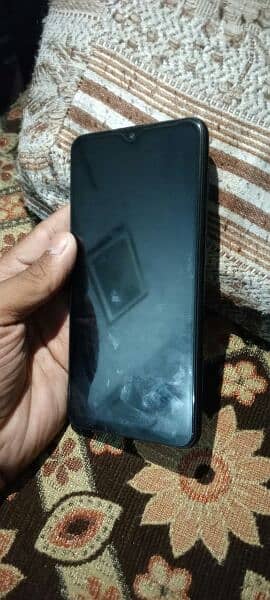 vivo y11i 10 by 10 no issue all ok urgent sale 1