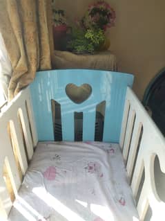 Baby cot without mattress