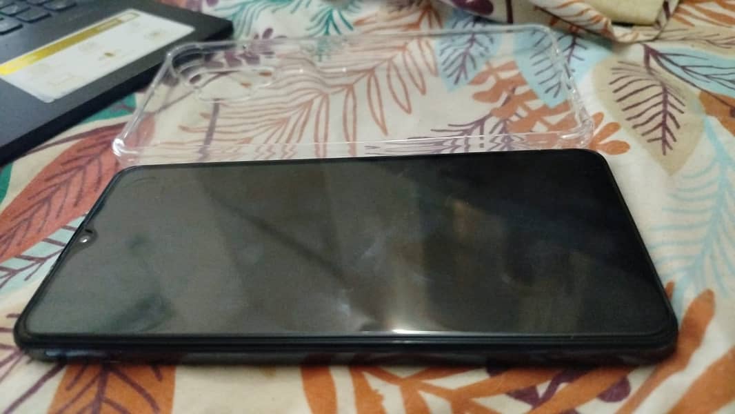 Samsung A32 in Good Condition 3