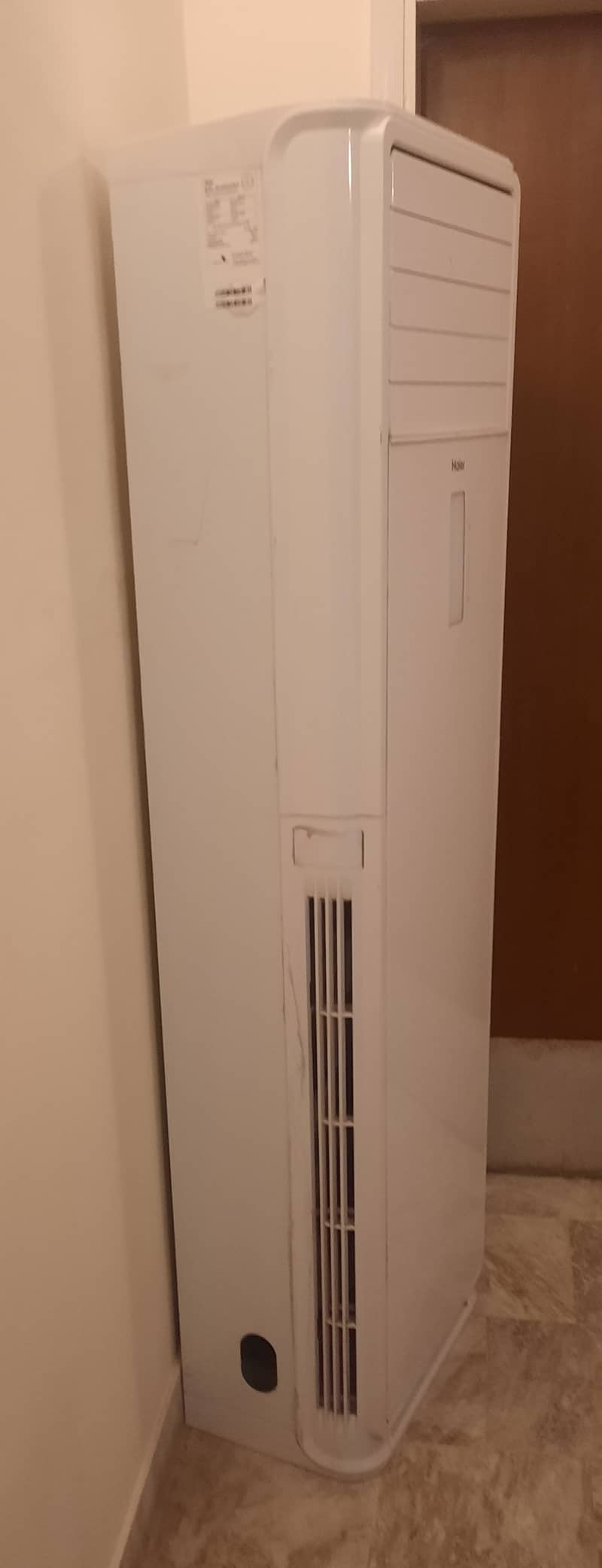 Haier Air Conditioner Standing ac 1