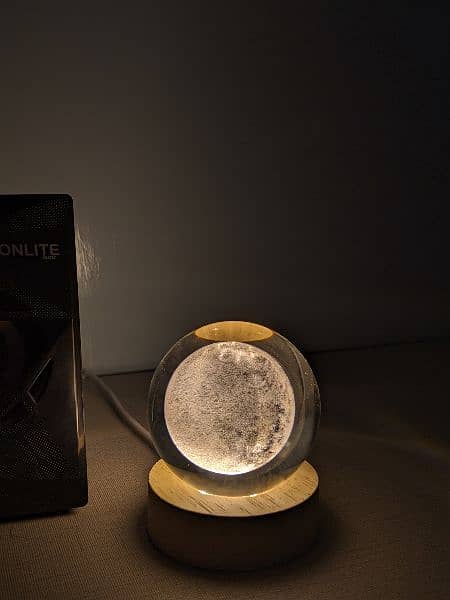 3D Crystal Moon Lamp 1