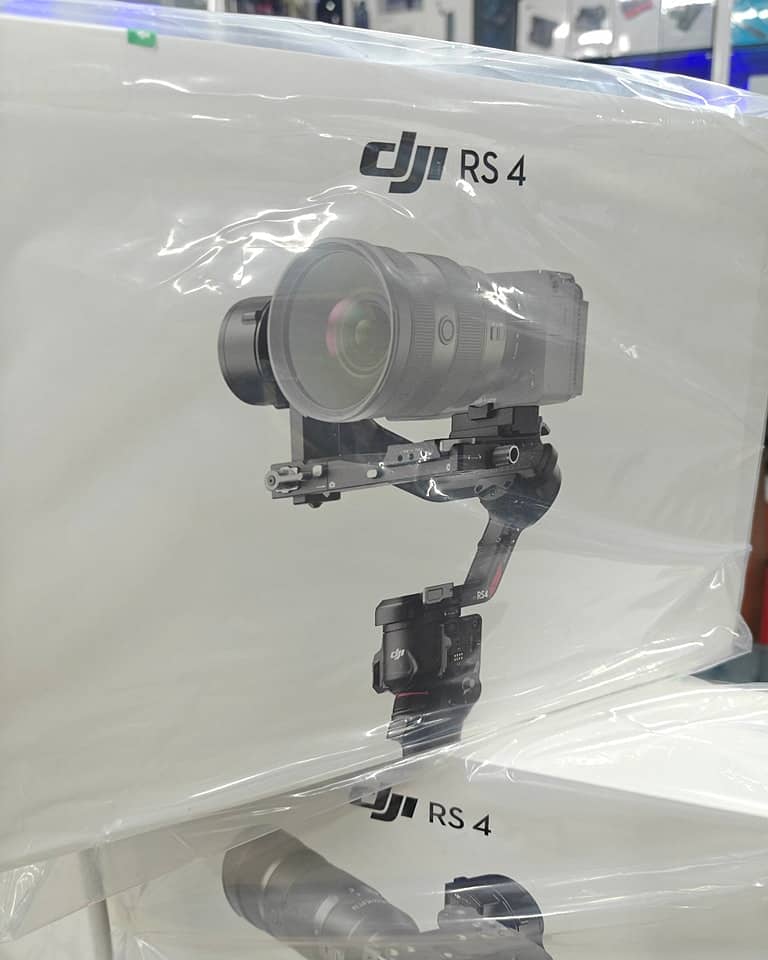 DJI RS 4 Gimble (NEW) 1
