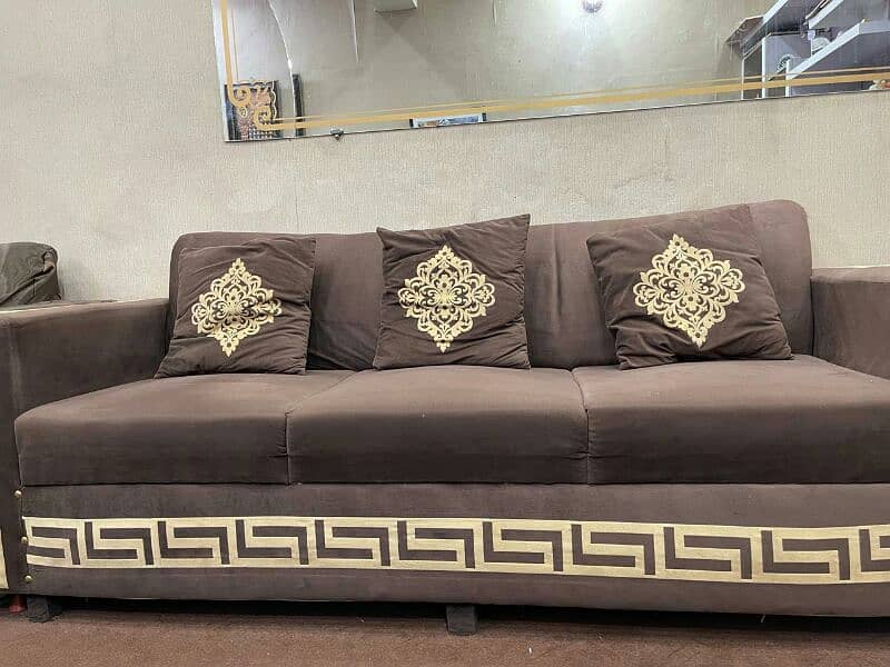 This sofa creative with master foam. one set. two set and three set in 0