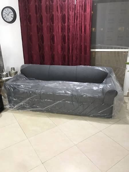 7 seater sofa 10 saal wala master ka foam dala hua hy 0