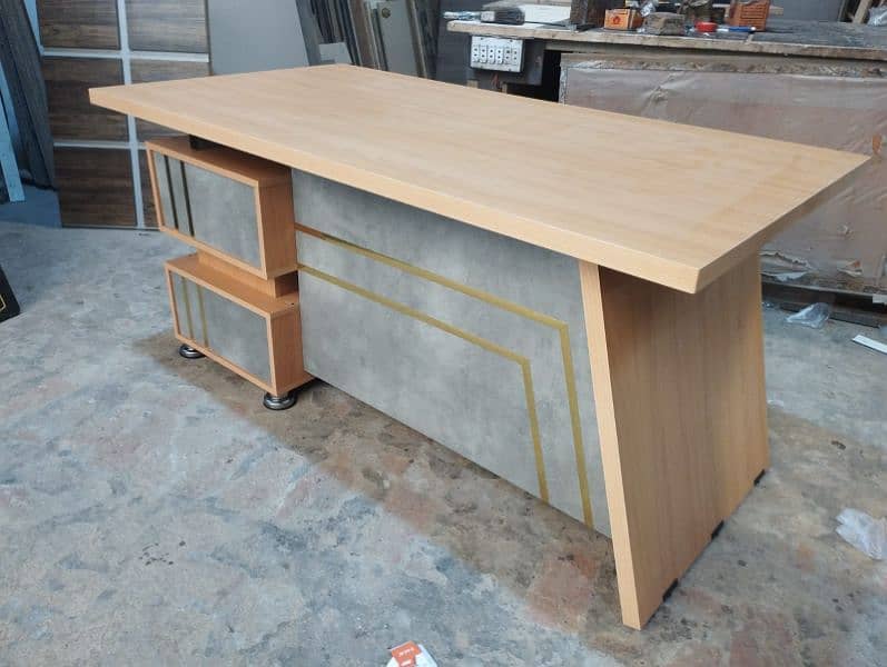 workstation / office table / executive Tables 14