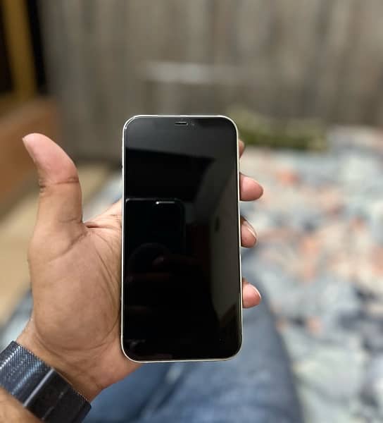 Iphone 12 128GB Pta Approved 0