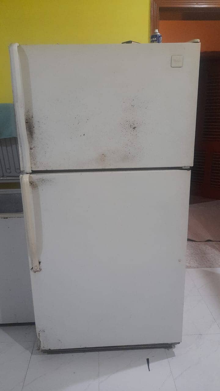 Imported whirlpool fridge 1