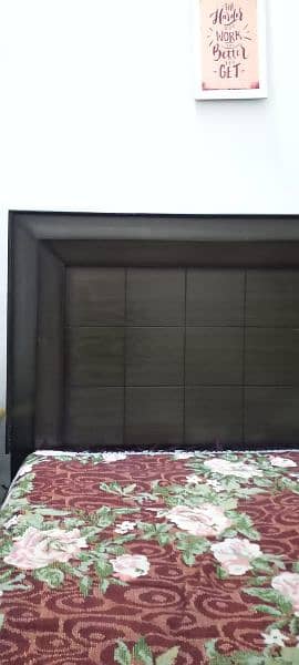 2 single bed used 3