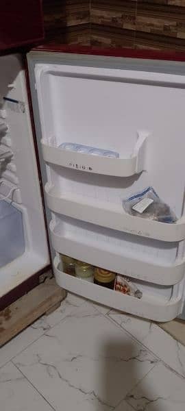 4 Years Used Orient Good Condition Refrigerator For Sale 0