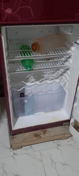 4 Years Used Orient Good Condition Refrigerator For Sale 1
