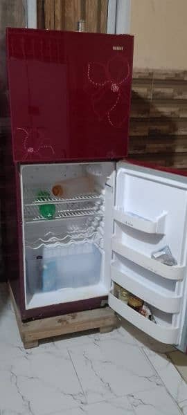 4 Years Used Orient Good Condition Refrigerator For Sale 2