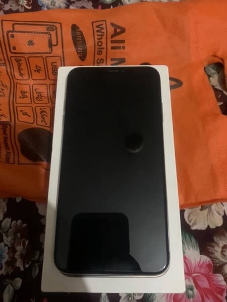 iphone xs max pta approved 256 gb box sth 4