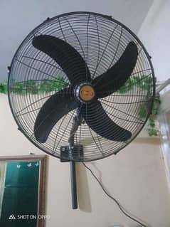 Selling this Wall fan new condition Pak asia company