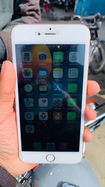 iPhone 6s plus 128gb (rose gold) 2