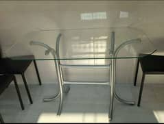 Only 6 seater Dining table