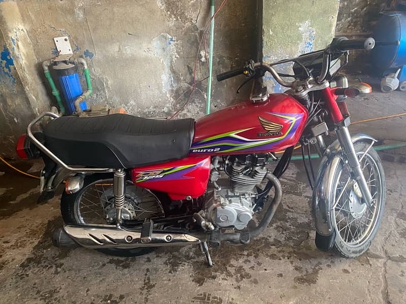 honda CG125 for sale in good condition 4