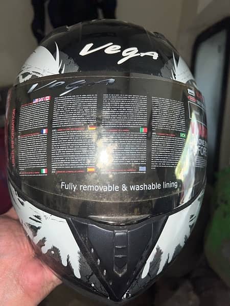 Vega Axor helmet 0