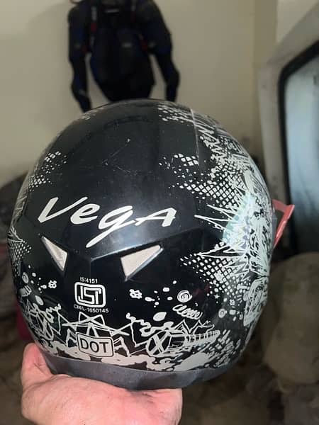 Vega Axor helmet 4
