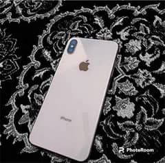 iPhone XS Max 256 pta approved with box charger bettry 100%