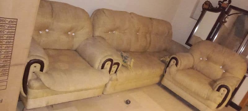 5 seater very comfortable cousin sofa set 1