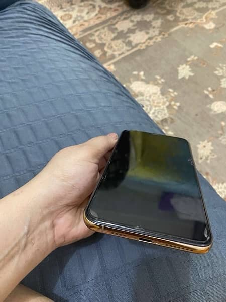 iphone X MAX 256GB gold pta approved 5