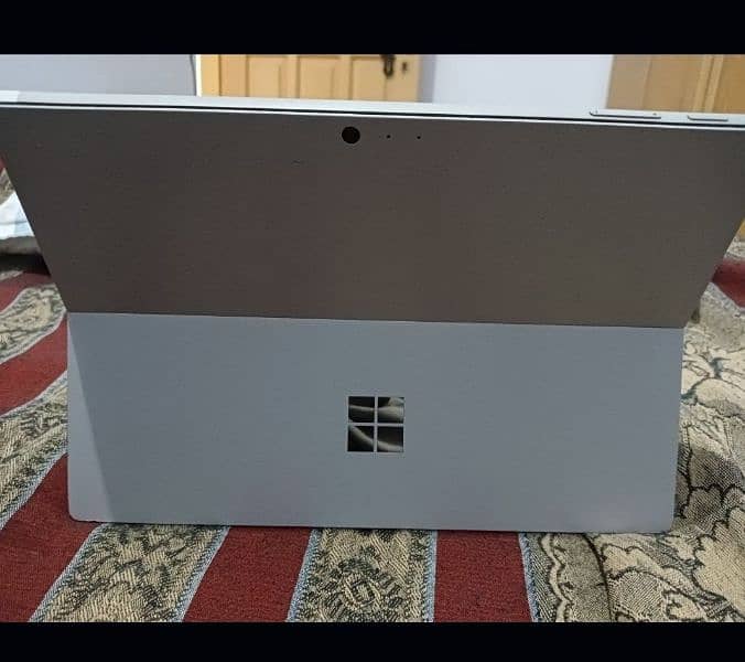 Surface Pro 5 Core i5 7th Gen 2