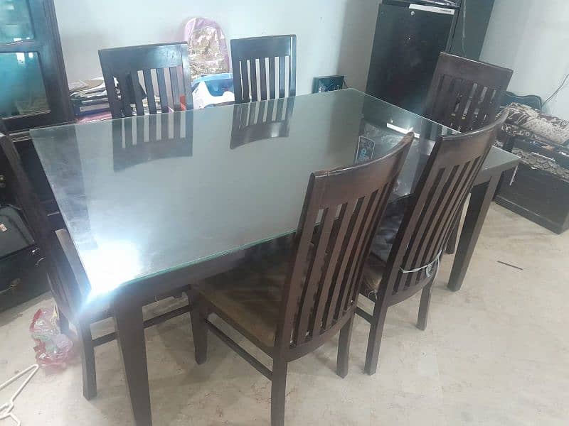Dining Table and 6 Chairs Set 5