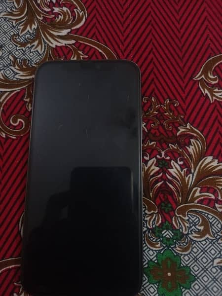 iphone 12 pro jv 128gb condition 10 by 9 sirf side pa scratches hain 4