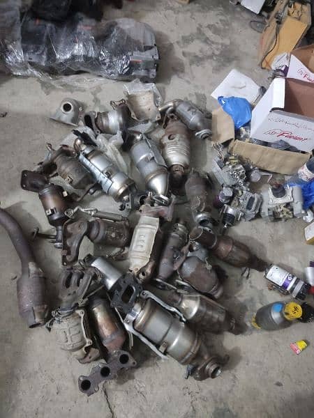 Catalytic Converter Passo FB2 Reborn Vitz Vezel Prius City Move Mira X 0