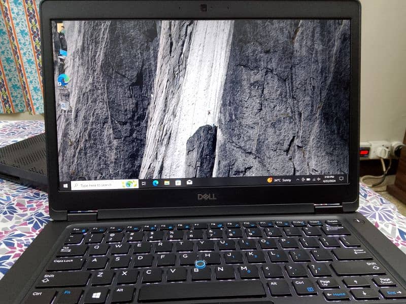 Dell Latitude 5490 2