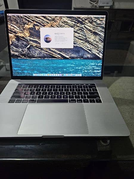 Macbook Pro 2017 15inch model 2