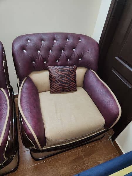 2 single seater sofas for sale 0