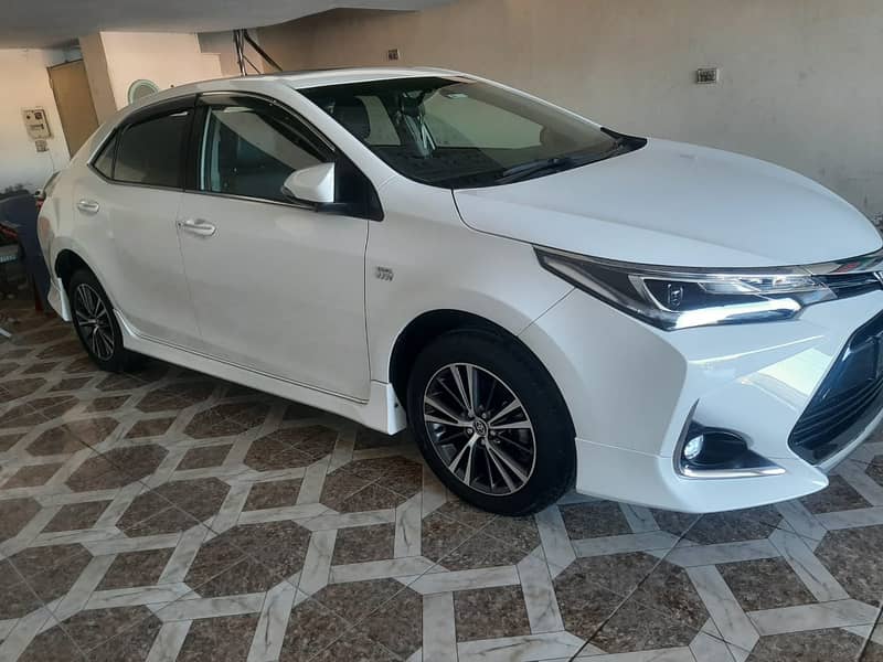 Corolla Grande Black Interior 2022 0