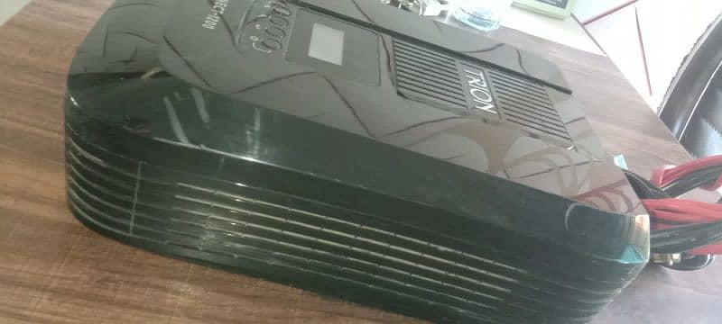 Trion Connect 1200 UPS 1000 Watts 2